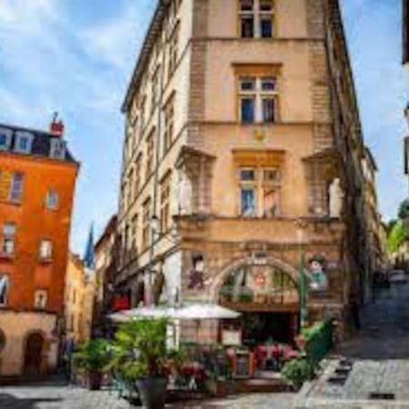 Apartamento Pepite Rare 8 Personnes Au Coeur Battant Du Vieux Lyon Exterior foto