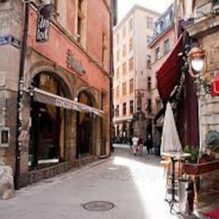 Apartamento Pepite Rare 8 Personnes Au Coeur Battant Du Vieux Lyon Exterior foto