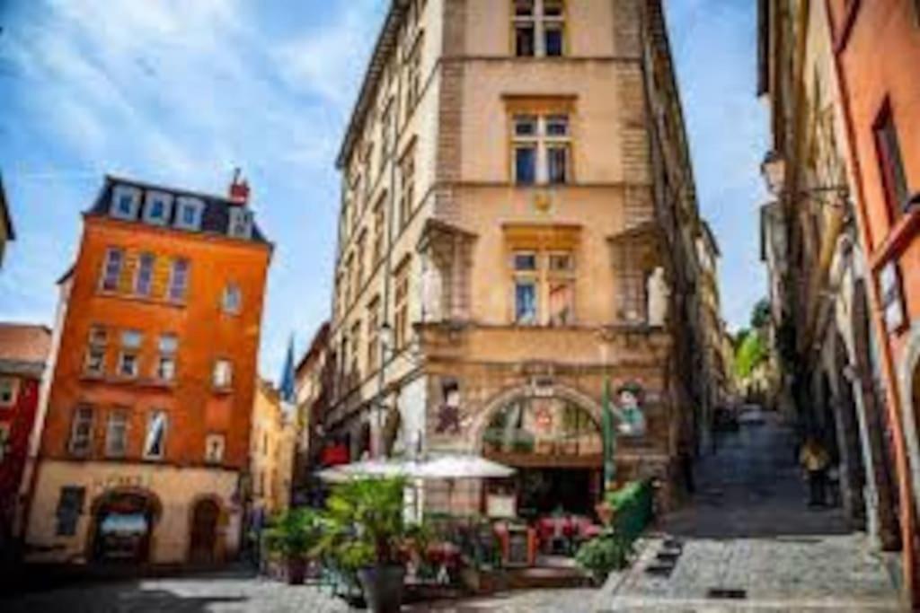 Apartamento Pepite Rare 8 Personnes Au Coeur Battant Du Vieux Lyon Exterior foto